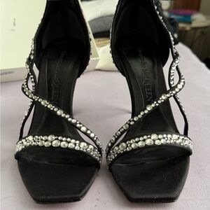 Alexander McQueen Black Heeled Shoes with Crystal Embellishments